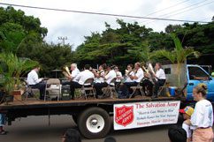 island brass perform on a float