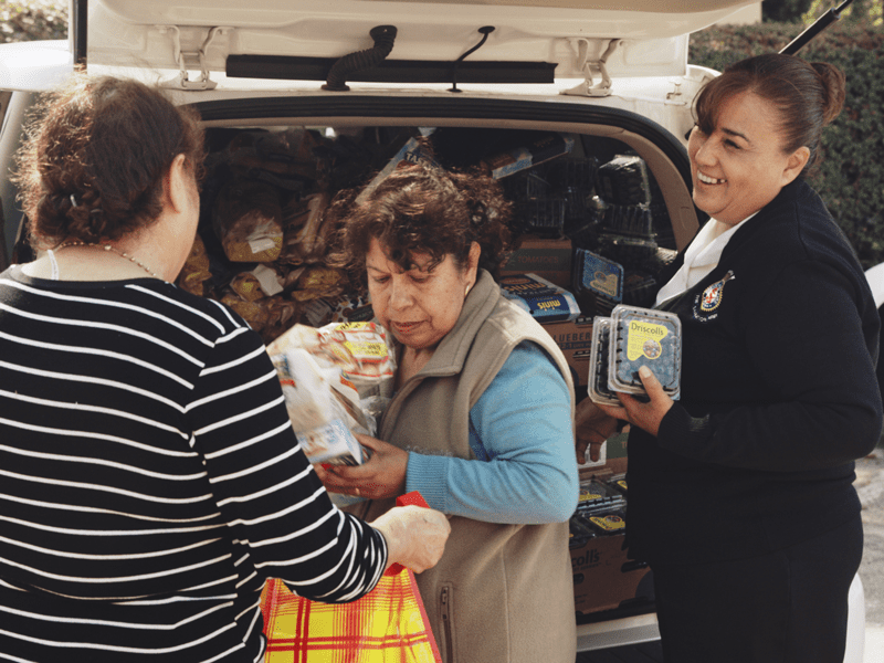Women distributing food