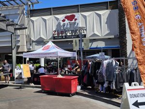 In Phoenix, young professionals host clothing drive for others to have fresh start