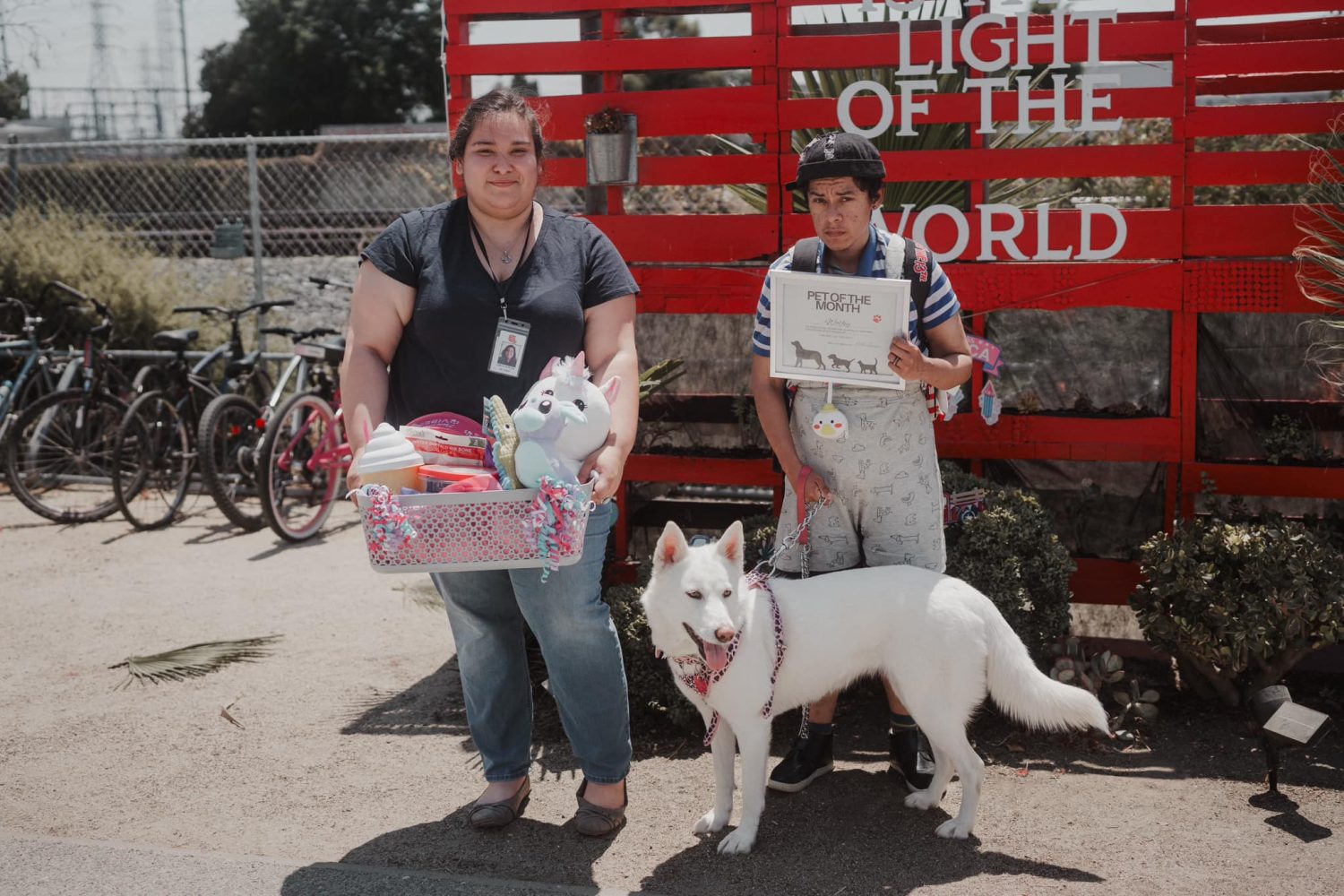 In Anaheim, pet owners find a haven of support at emergency shelter