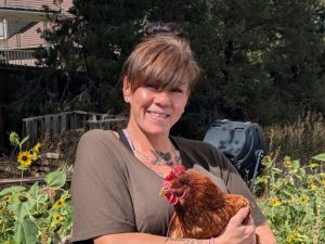 Caring for chickens brings sense of responsibility for women in recovery