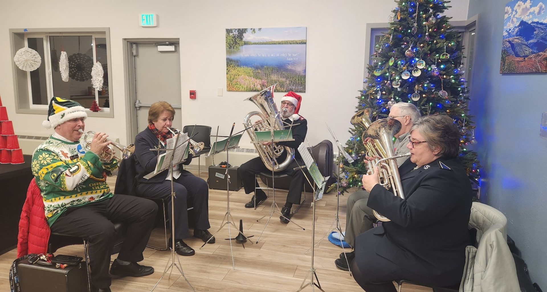 Holiday traditions aim to bring healing at Anchorage recovery program