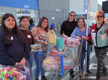 Mother-daughter volunteering duo provides translation at The Salvation Army