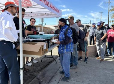 The Salvation Army delivers warm meals in border communities