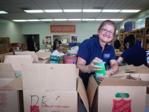 10 items to include in a blessing bag for your neighbors in need