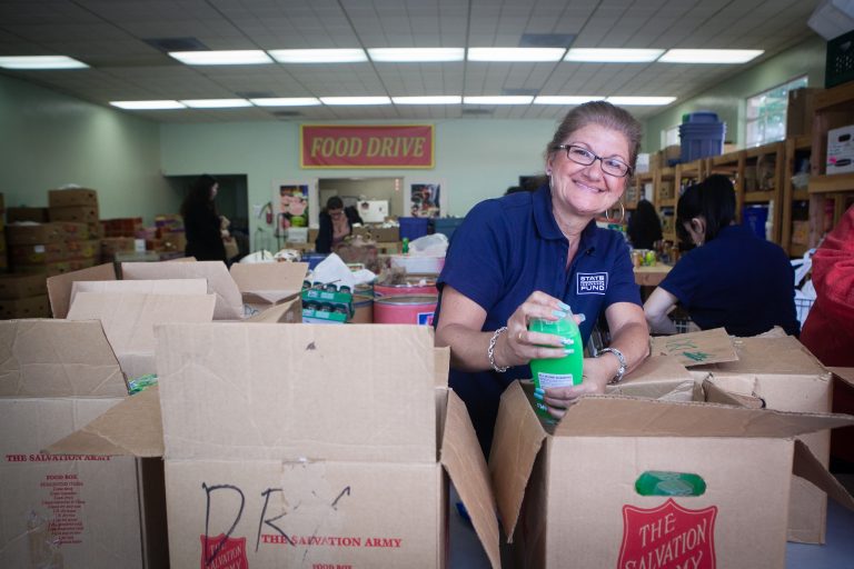 10 items to include in a blessing bag for your neighbors in need