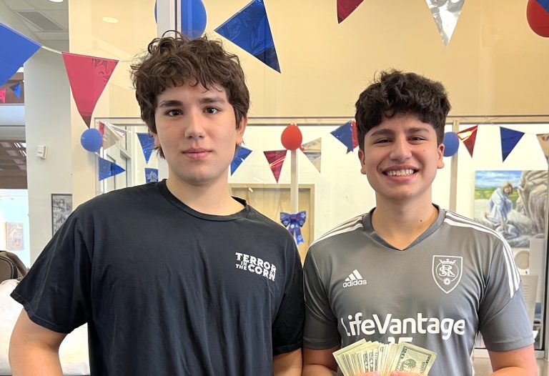 Teen brothers donate $800 to feed the unsheltered in Tucson