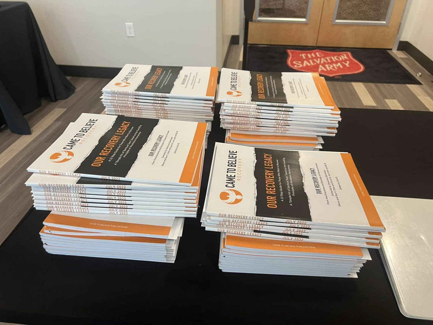 Retreats lead recovery program participants through 12 Steps in 3 days