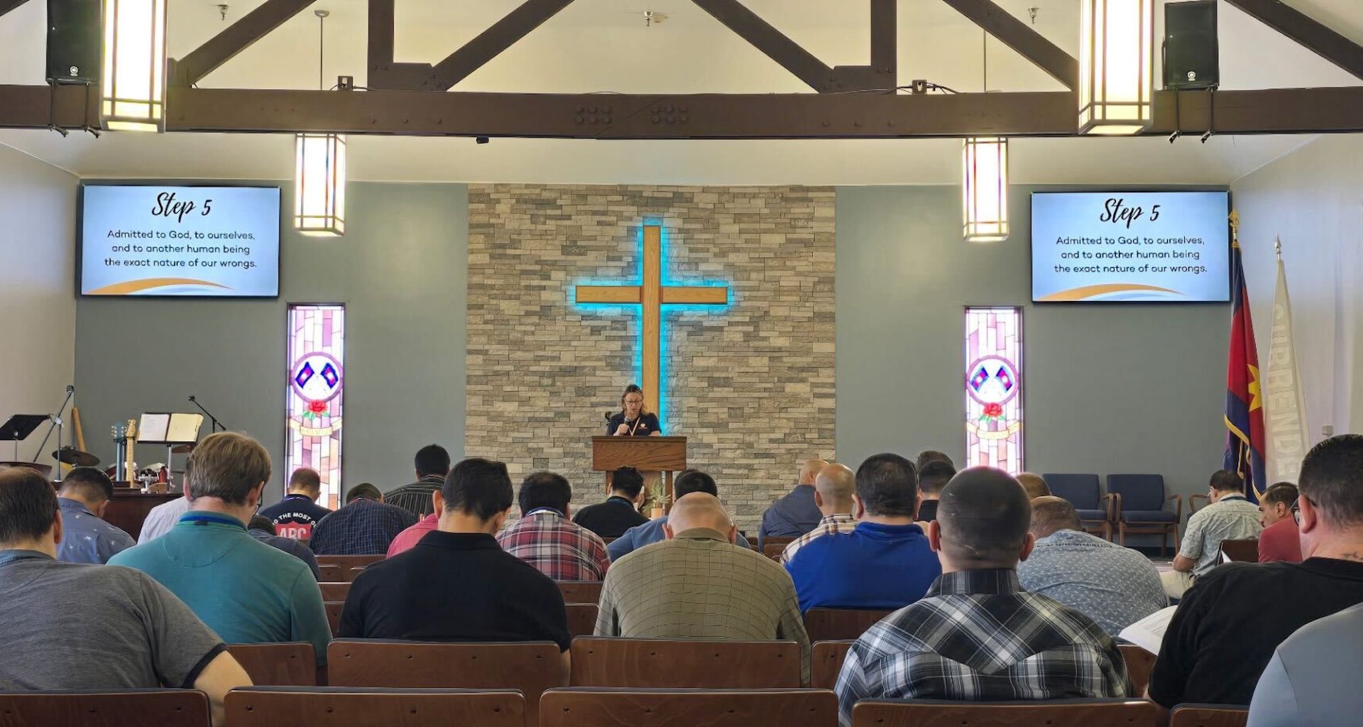 Retreats lead recovery program participants through 12 Steps in 3 days