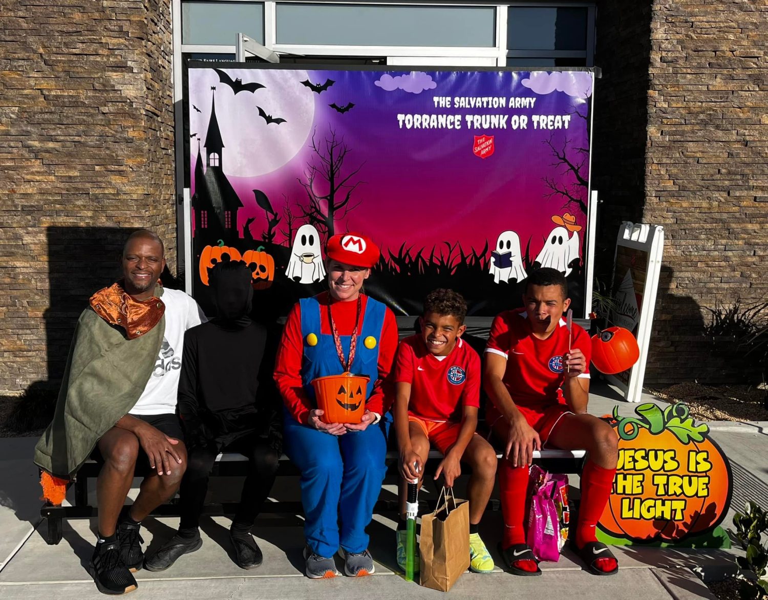 7 faith-forward trunk ideas for a meaningful trunk-or-treat