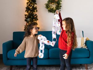 Build a chain of joy this Advent