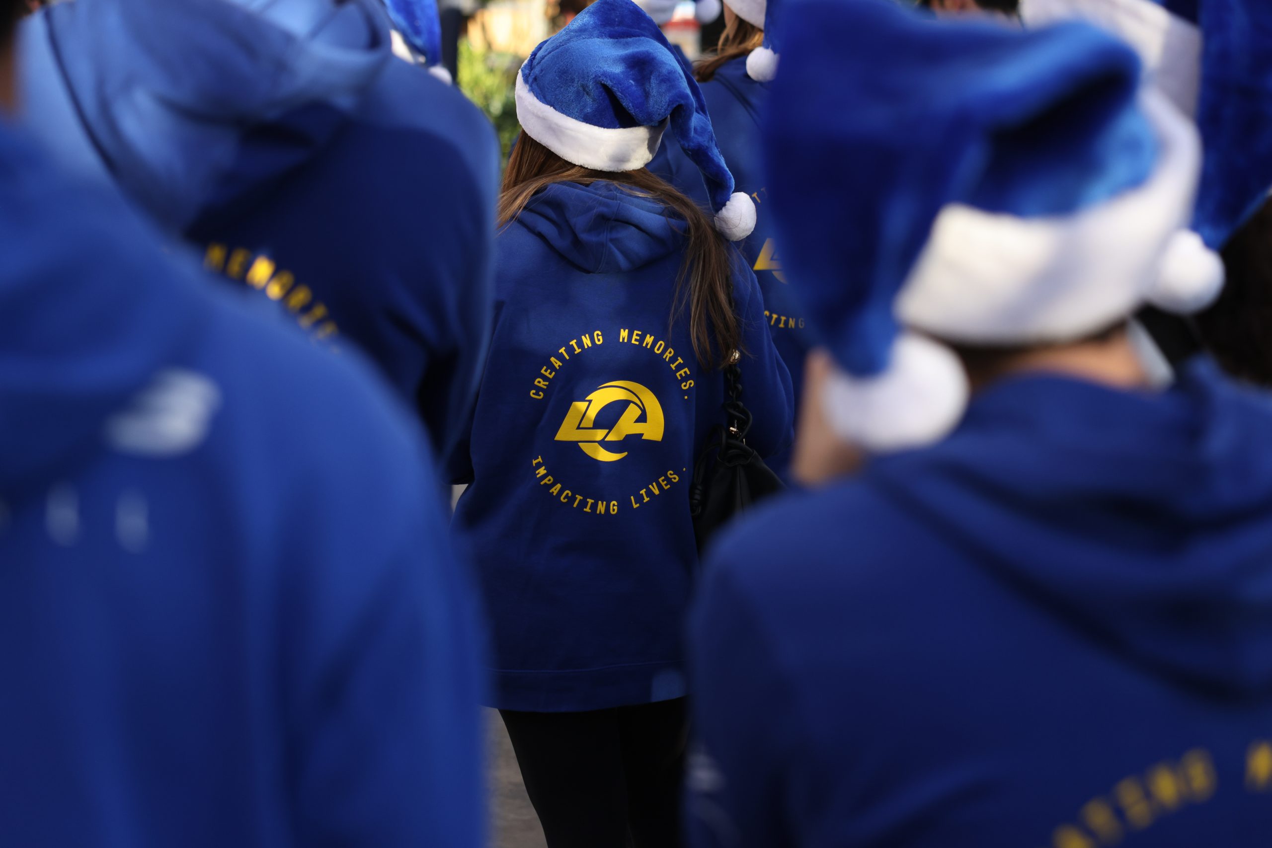 Rams and Salvation Army team up for a Christmas shopping spree to remember Rams and Salvation Army team up for a Christmas shopping spree to remember