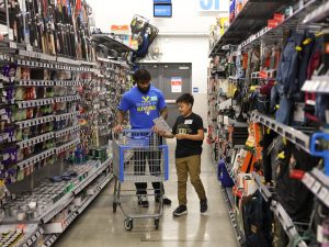 Rams and Salvation Army team up for a Christmas shopping spree to remember