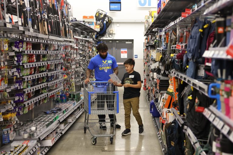 Rams and Salvation Army team up for a Christmas shopping spree to remember